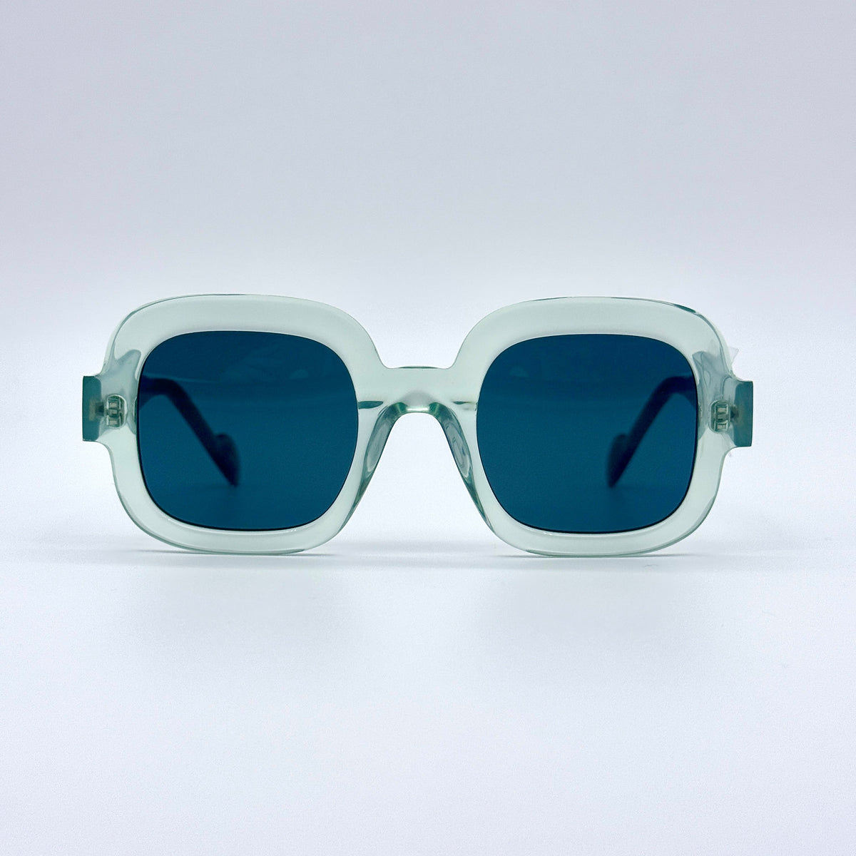 Anne Et Valentin, Sirani, 25D23 Crystal Mint