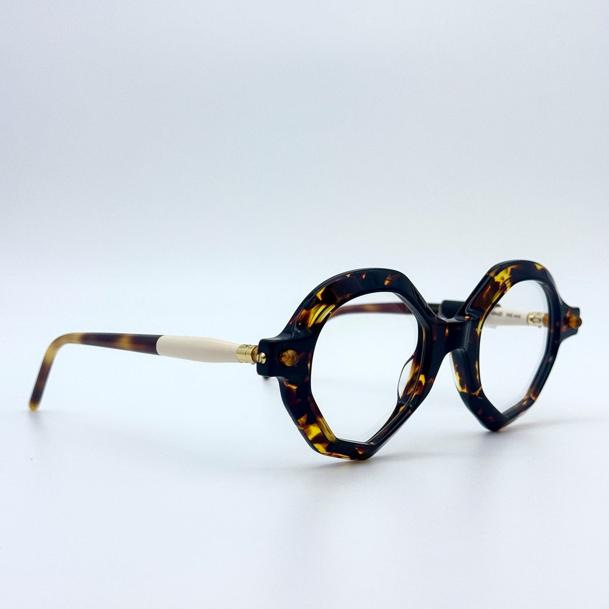 KUBORAUM, P18, DARK TORTOISESHELL / CREAM
